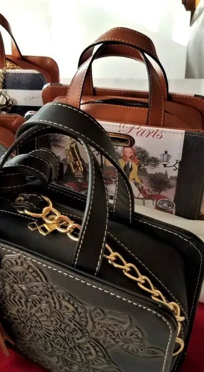 Nice Fashionable Mari Dubai- Crossbody Handbag